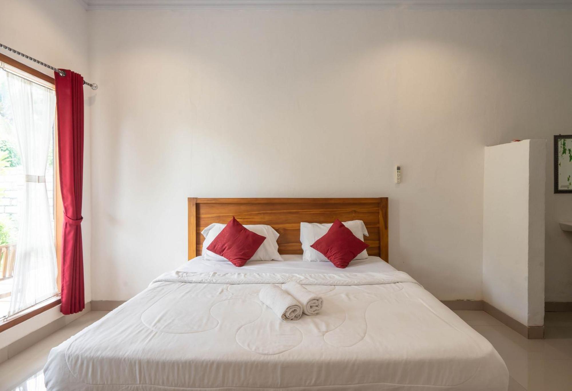 Omah Nusa Villa Redpartner Toyapakeh Extérieur photo