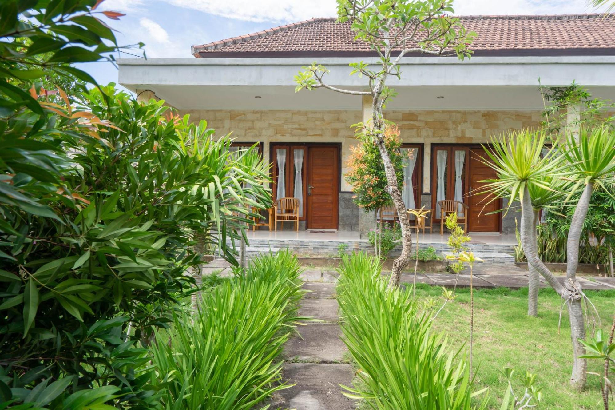 Omah Nusa Villa Redpartner Toyapakeh Extérieur photo